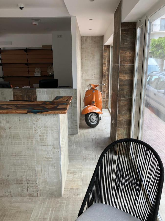 Hostal Rosalia Σαν Αντόνιο Εξωτερικό φωτογραφία